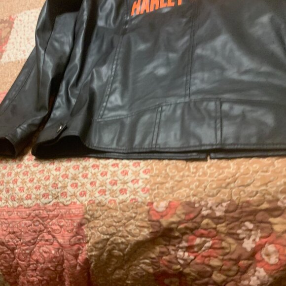Harley Davidson Jacket - Picture 7 of 9